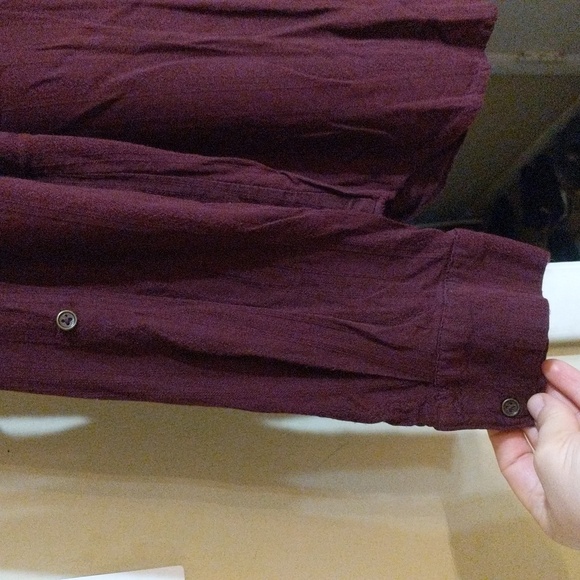 45 Knox Rose Burgundy Button down Shirt with Embroidered Flowers. Size: Medium - Picture 5 of 11